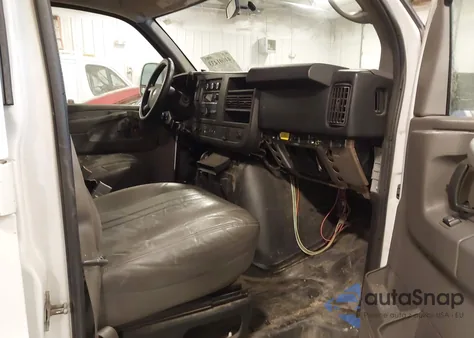 2015 Chevrolet Express 2500 Work Van from USA, damaged, VIN 1GCWGFFF9F1110326